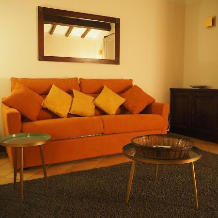 Le Querciolaie Monte Cavallo - Upper Apartment Saturnia Exteriör bild