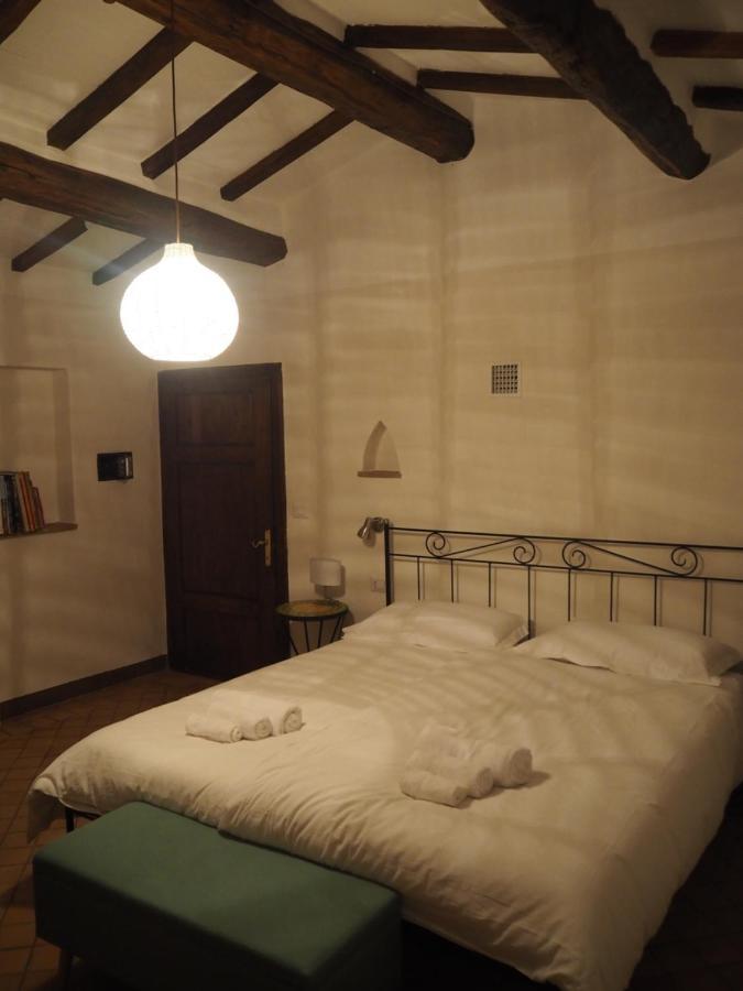 Le Querciolaie Monte Cavallo - Upper Apartment Saturnia Exteriör bild