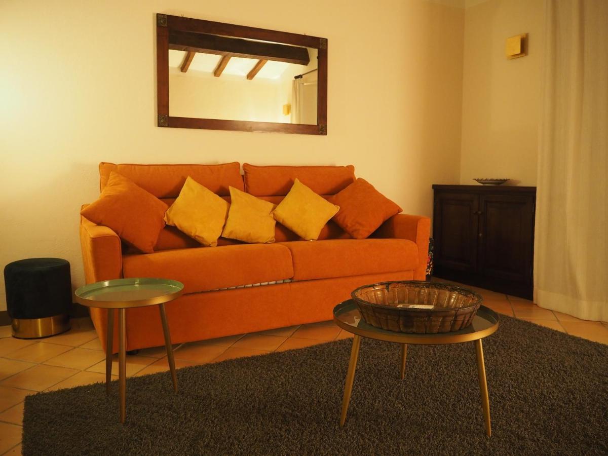 Le Querciolaie Monte Cavallo - Upper Apartment Saturnia Exteriör bild